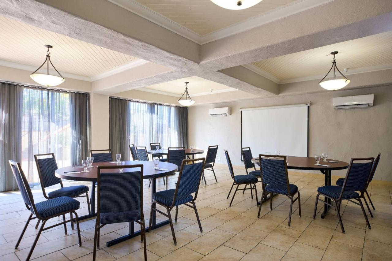 Fairfield Inn & Suites San Diego Old Town Exteriör bild