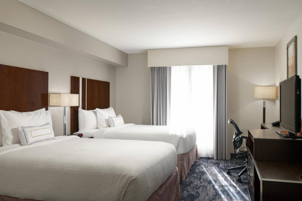 Fairfield Inn & Suites San Diego Old Town Exteriör bild