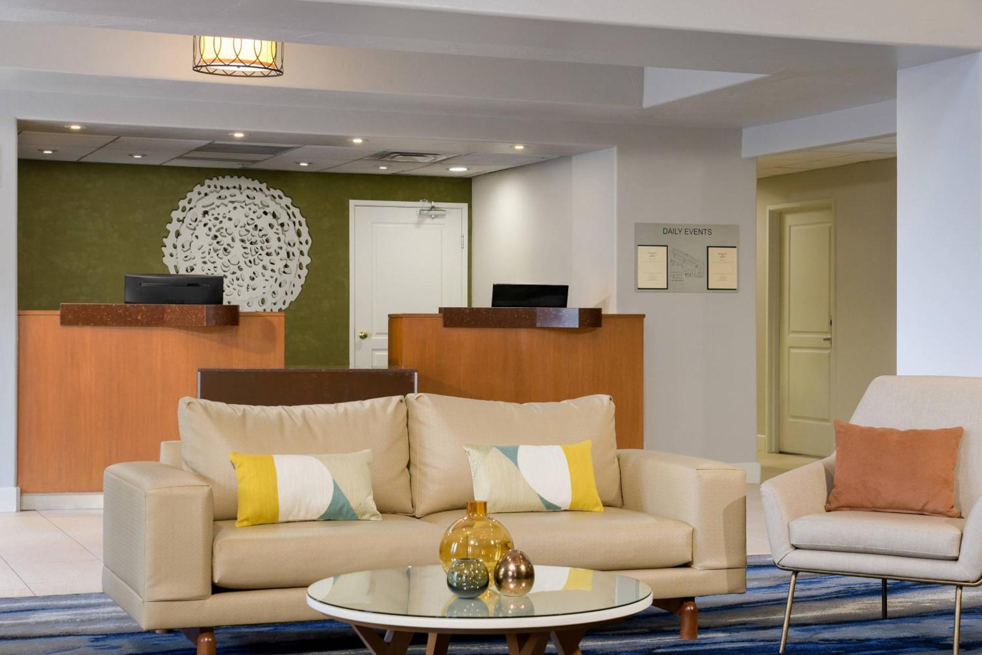 Fairfield Inn & Suites San Diego Old Town Exteriör bild