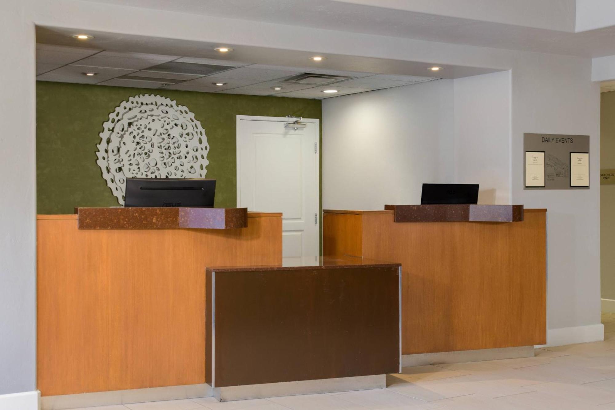 Fairfield Inn & Suites San Diego Old Town Exteriör bild