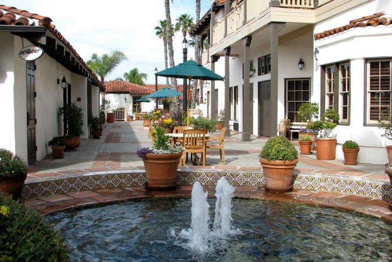 Fairfield Inn & Suites San Diego Old Town Exteriör bild